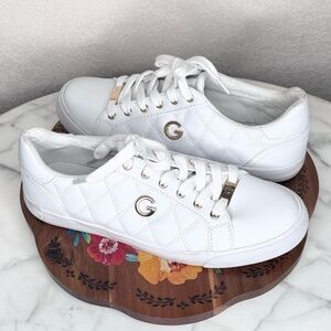 White Quilted Women’s Sneakers with G Logo - Stylish Casual Shoes
